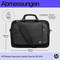 HP Renew Executive Laptop Taška (16 palcov) v čiernej farbe, s rukoväťou a ramenným popruhom. Rozmery: 300x410 mm, rozšíriteľná 85-105 mm. Hmotnosť: 0,86 kg.