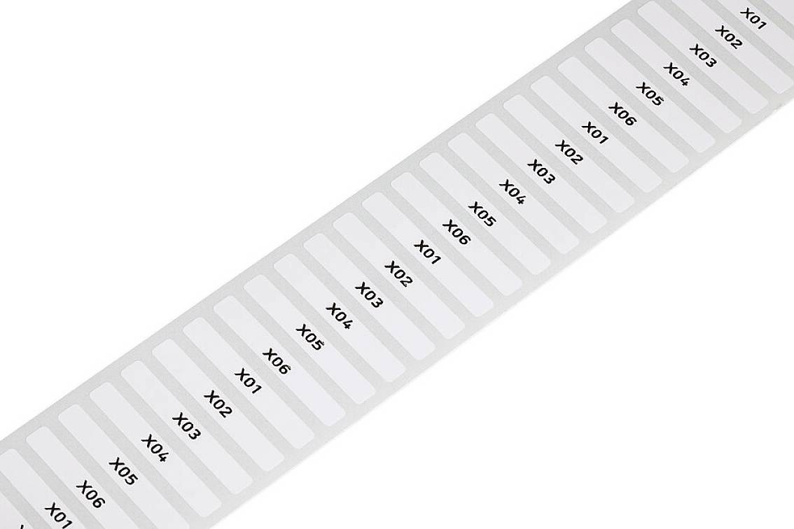Rad sivých štítkov s nápismi od 'X01' po 'X16', usporiadaných diagonálne.