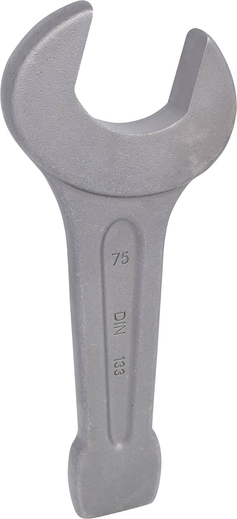 Šedý nástrčný kľúč označený '75 DIN 133' zobrazuje nástroj pre mechanické práce alebo opravy.