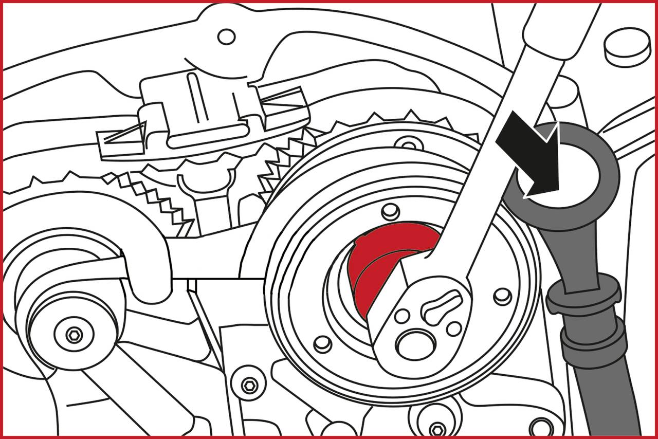 Diagram motorového priestoru zobrazuje ruku s nástrojom, ktorá uťahuje skrutku. Šípka ukazuje na skrutku pre lepšie vysvetlenie akcie.