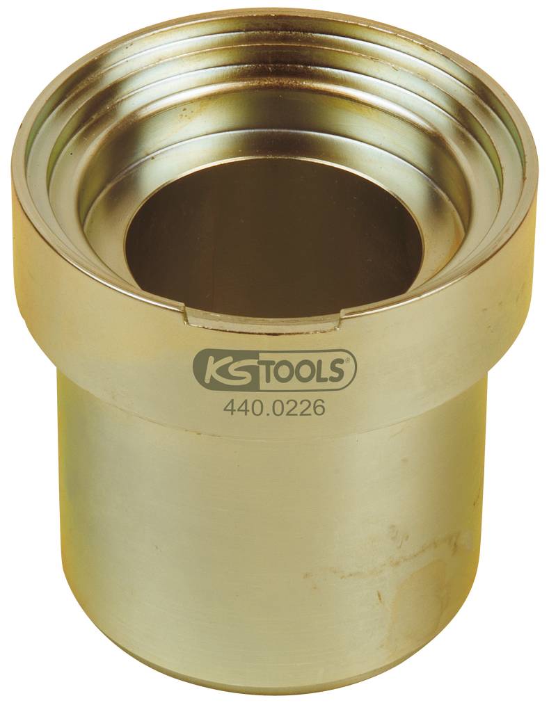 Špeciálny nástroj od KS Tools, modelové číslo 440.0226, pravdepodobne adaptér alebo vložka, kovovo lesklý, valcovitého tvaru.