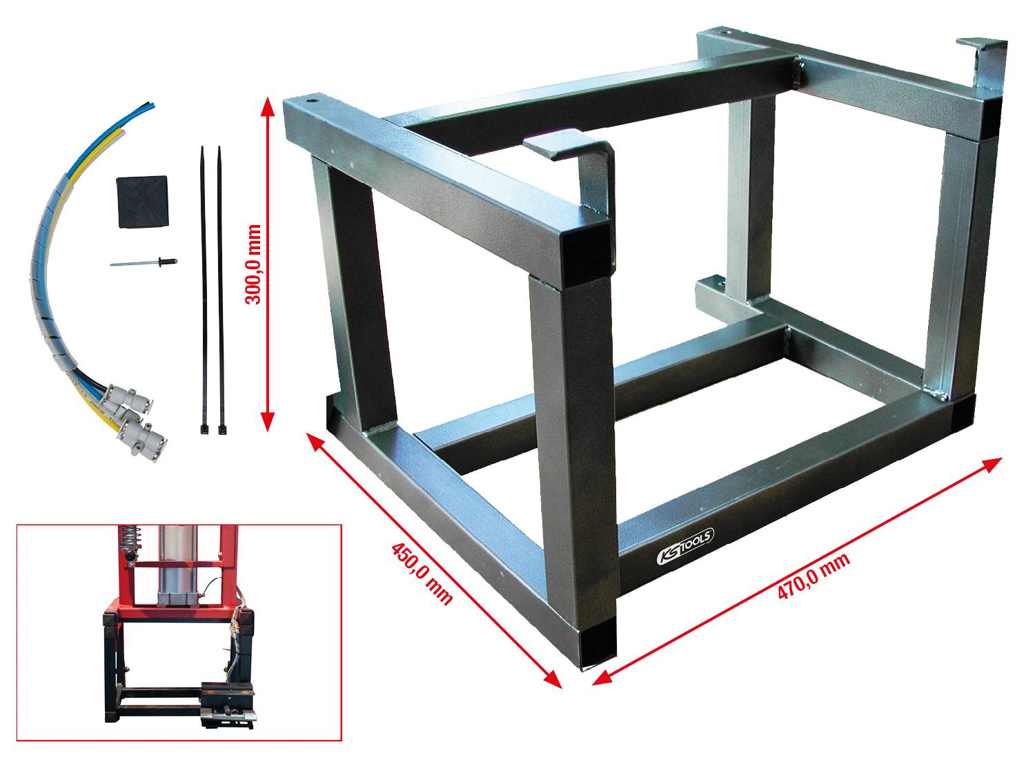 Obdĺžnikový kovový rám s rozmermi 4500 mm x 6700 mm x 3000 mm. Obsahuje príslušenstvo ako káble, káblové väznice a skrutky.