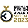 Logo German Design Award Special 2023 s vyštylizovaným symbolom vľavo a textom vpravo. Udeľuje výnimočný dizajn.