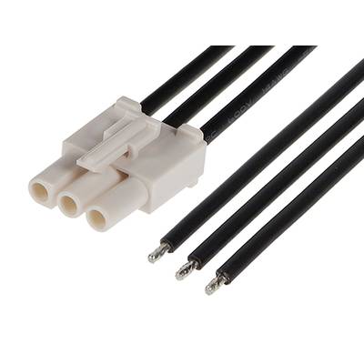 Trojpólová elektrická zástrčka s čiernymi vyčnievajúcimi káblami. Konce káblov sú otvorené a odhalujú jednotlivé drôty.