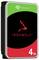 Pevný disk Seagate s názvom 'IronWolf', kapacita 4 TB, čierno-červený dizajn s logom v strede.