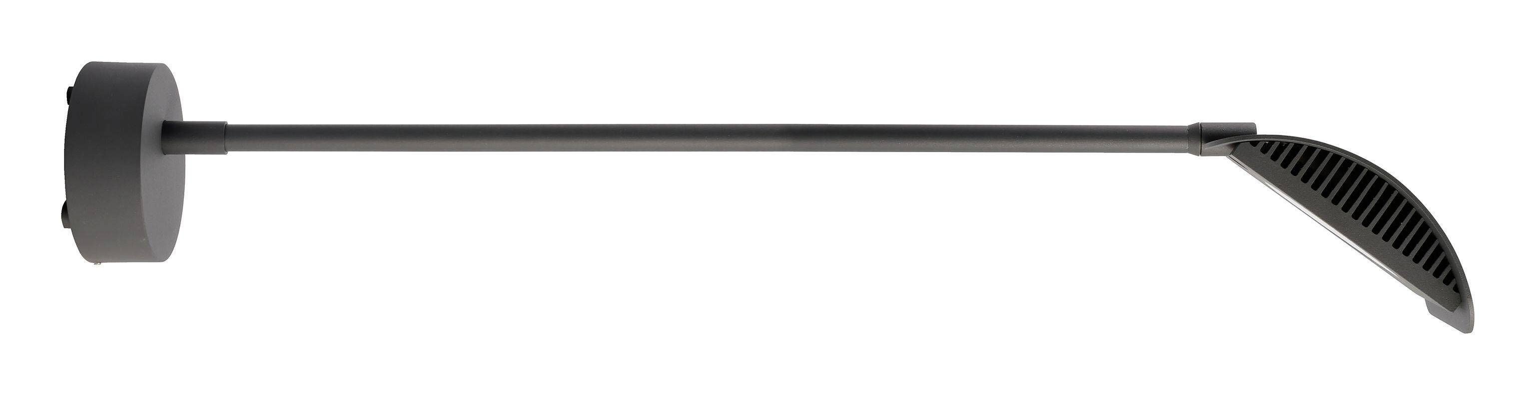 Moderná čierna nástenná lampa s dlhým, priamym ramenom a zalomeným, štruktúrovaným tienidlom; jednoduché dizajnové riešenie.