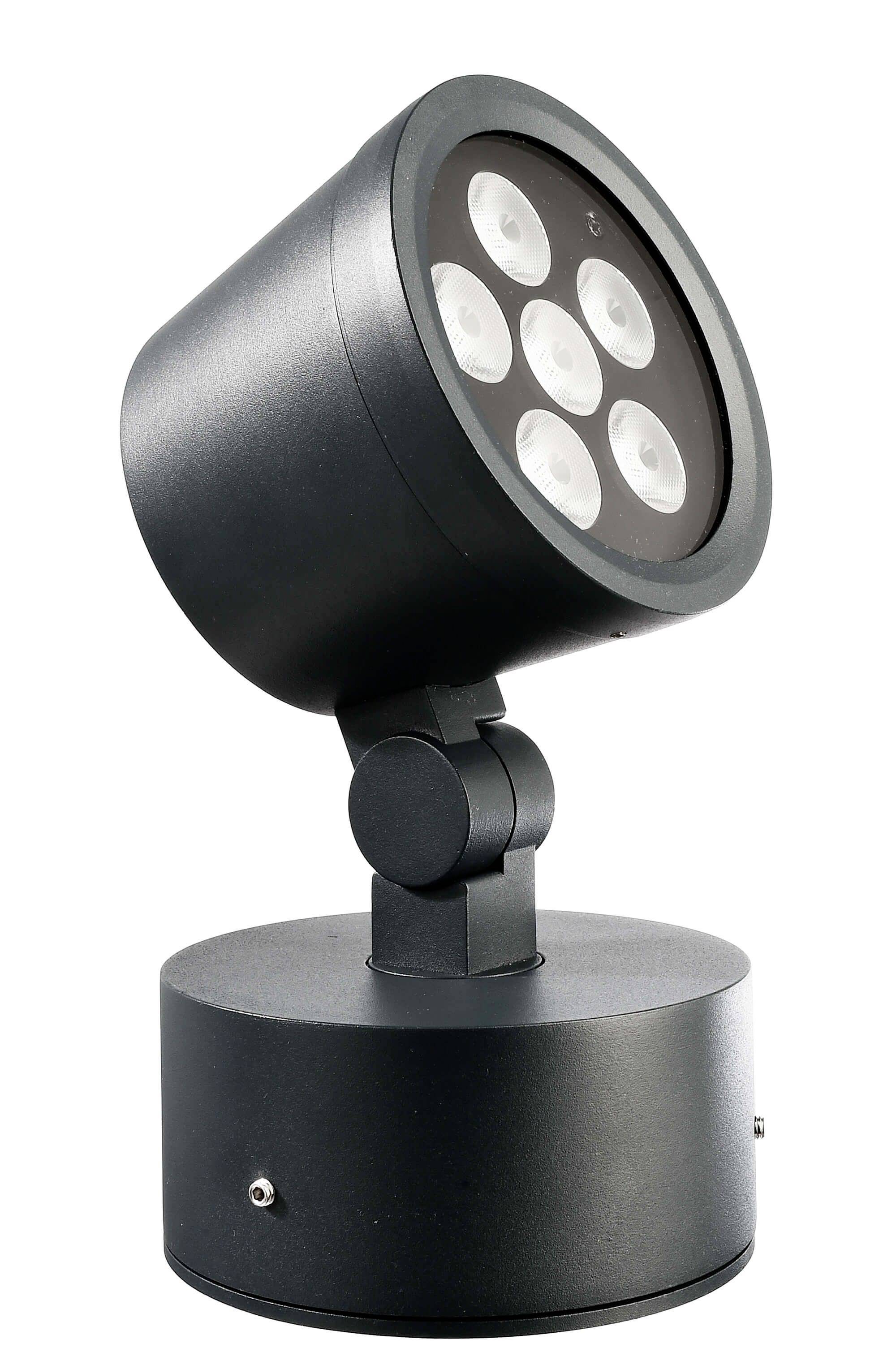 Čierna LED lampa so šiestimi okrúhlymi svetelnými bodmi na nastaviteľnom stojane, vhodná na cielenú svetelnú projekciu.