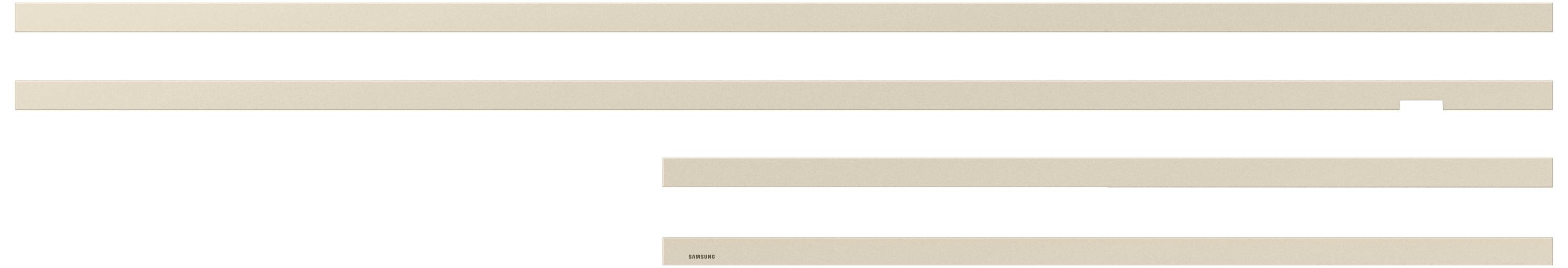 Dlhé, tenké, béžové drevené lišty rôznych dĺžok a šírok na bielom pozadí, vhodné pre rôzne stavebné a dekoratívne projekty.