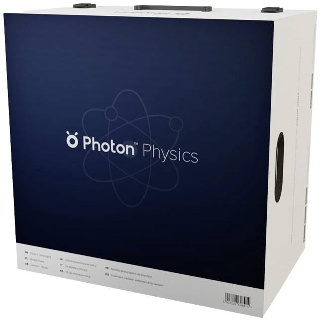 Biela kartónová škatuľa s čiernou rukoväťou. Na prednej strane je napísané 'Photon Physics' a je zobrazený symbol atómu.