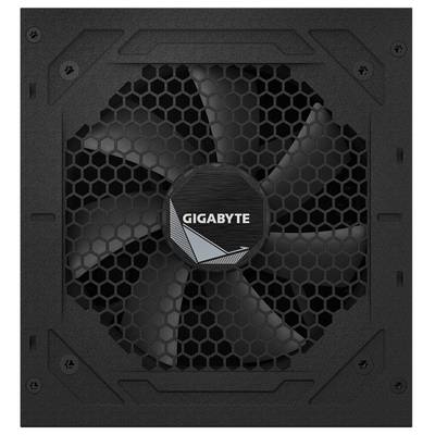 Čierna počítačová napájacia jednotka s viditeľným ventilátorom, na ktorom je napísané 'GIGABYTE'.