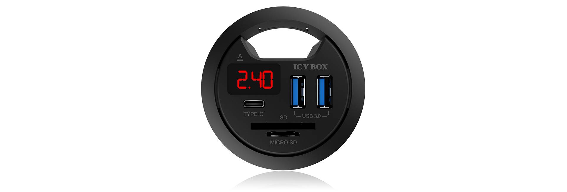 USB hub s LED displejom. Zobrazuje '24.0'. Obsahuje USB-C, dva USB 3.0 porty a čítačku kariet SD a MicroSD.