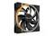 PC ventilátor s čiernym rámom a žiarivo oranžovým prsteňom. Označený logom 'be quiet!'. Technológia chladenia je zvýraznená.