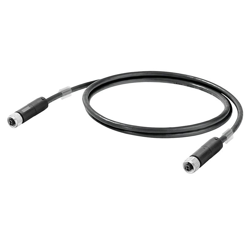 Čierny kábel s koncovým zástrčkami na oboch stranách, vhodný pre elektronické prepojenia.