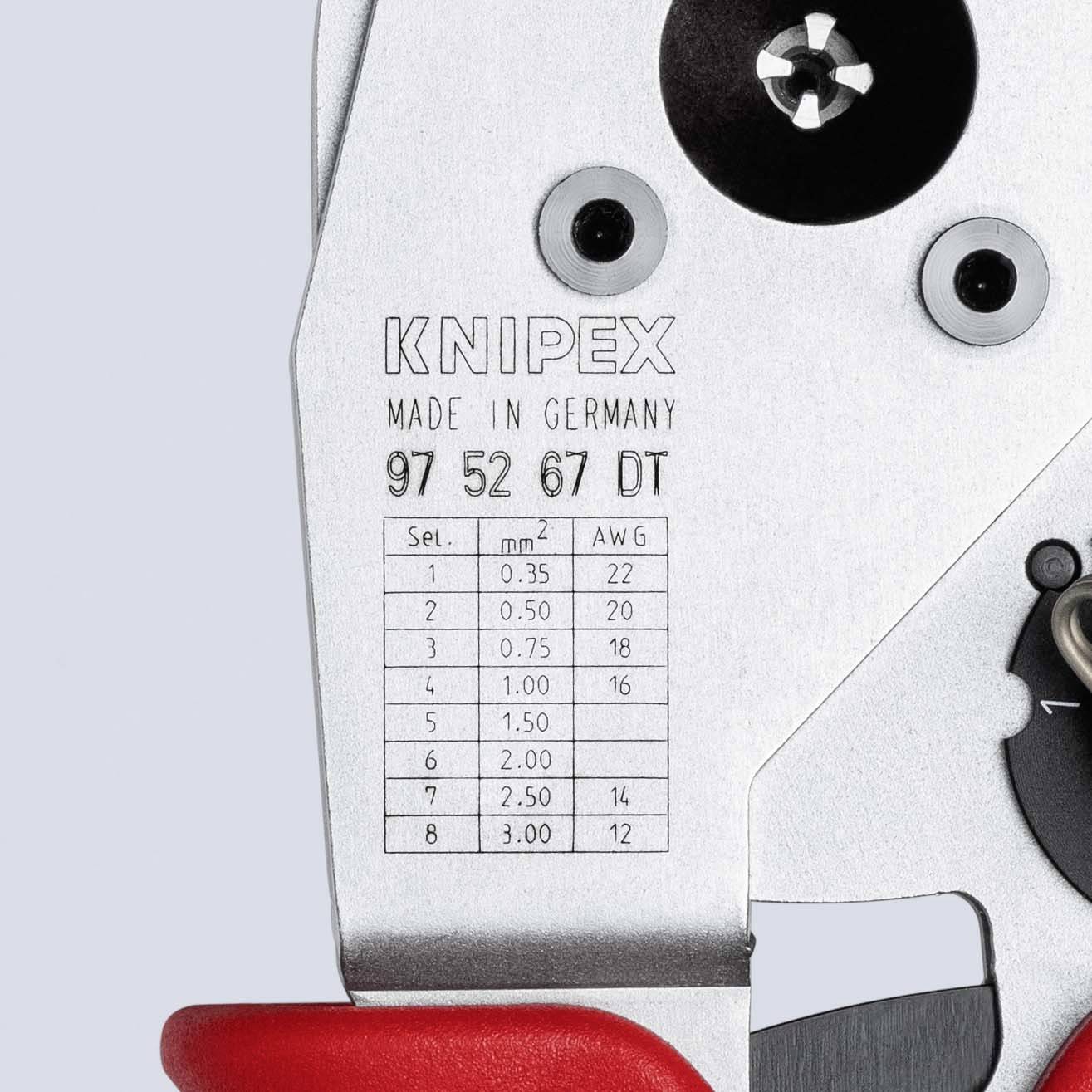 Kliešte značky Knipex s gravírovaným nápisom 'Made in Germany' a výrobným číslom. Zobrazuje rôzne veľkosti káblov a príslušné prierezové veľkosti.