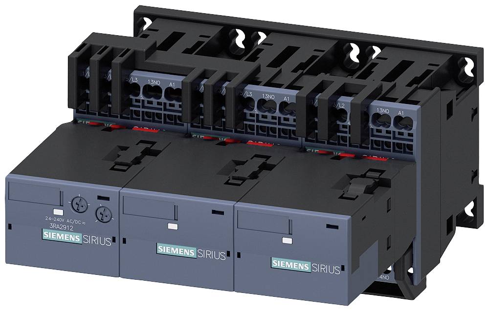 Čierne elektrické DIN lištové moduly s nápisom Siemens Sirius v trojradovom usporiadaní, pri osvetlení zhora.
