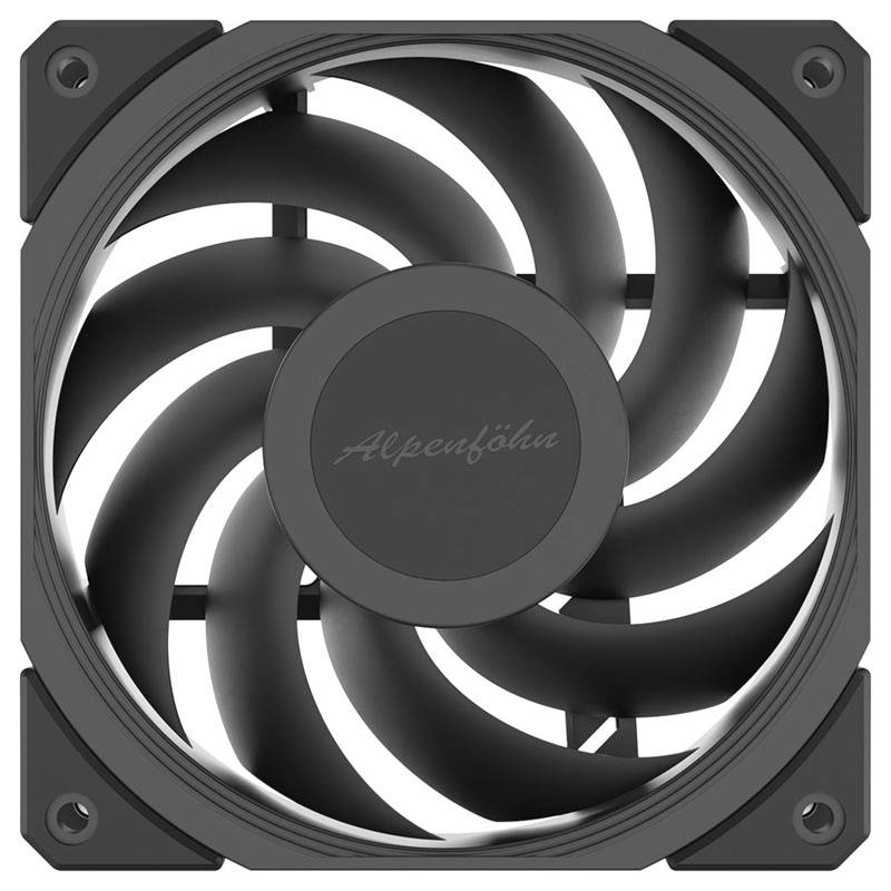 Čierny PC ventilátor s nápisom 'Alpenföhn' uprostred. Ventilátor má sedem zakrivených lopatiek rotora.
