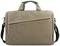 Hnedá taška na notebook s rukoväťou a nastaviteľným ramenným popruhom, vhodná pre prepravu elektronických zariadení.
