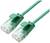 Zelený ethernetový kábel s dvoma RJ45 konektormi, používaný na sieťové prepojenie zariadení pre rýchly prenos dát.