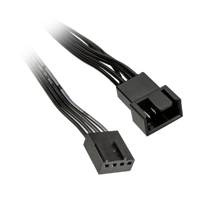 Čierny štvorvodičový napájací kábel počítača s dvoma konektormi, typicky používaný na pripojenie interných komponentov PC.
