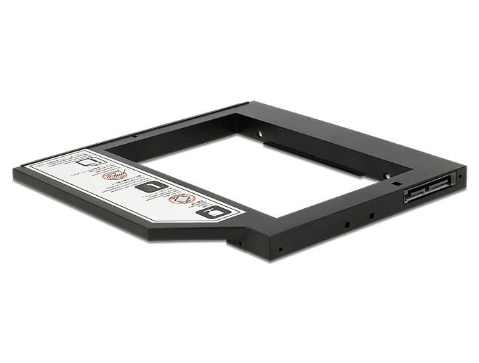 Kovový a plastový adaptér na pevný disk, určený na pridanie ďalšieho pevného disku do laptopa, zobrazuje stranu s konektormi.