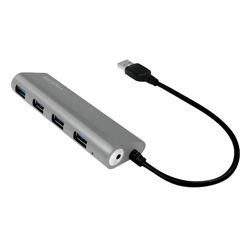 Strieborný USB hub so štyrmi USB portami a čiernym káblom na pripojenie k počítaču.
