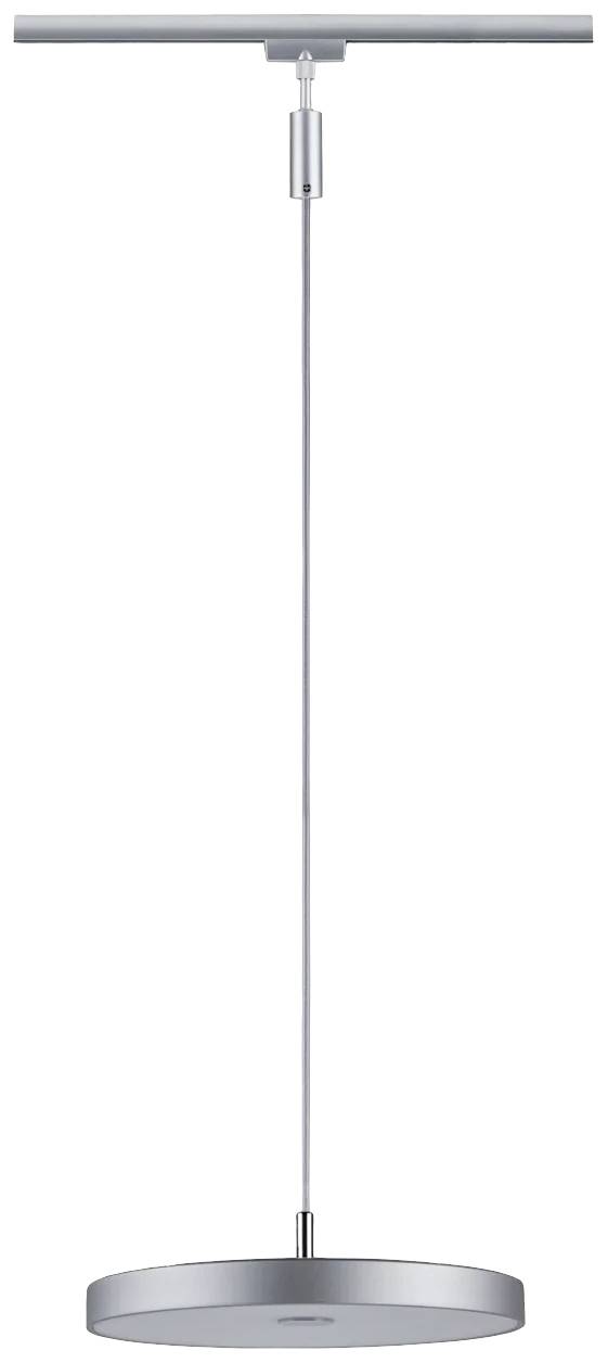 Moderná, minimalistická závesná lampa s plochým, okrúhlym tienidlom v striebornej farbe, zavesená na tenkom kábli.