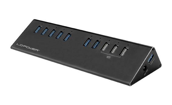 Čierny USB hub s desiatimi portami, z ktorých osem je USB 3.0 a dva sú USB 2.0, označený nápisom 'LC Power'.