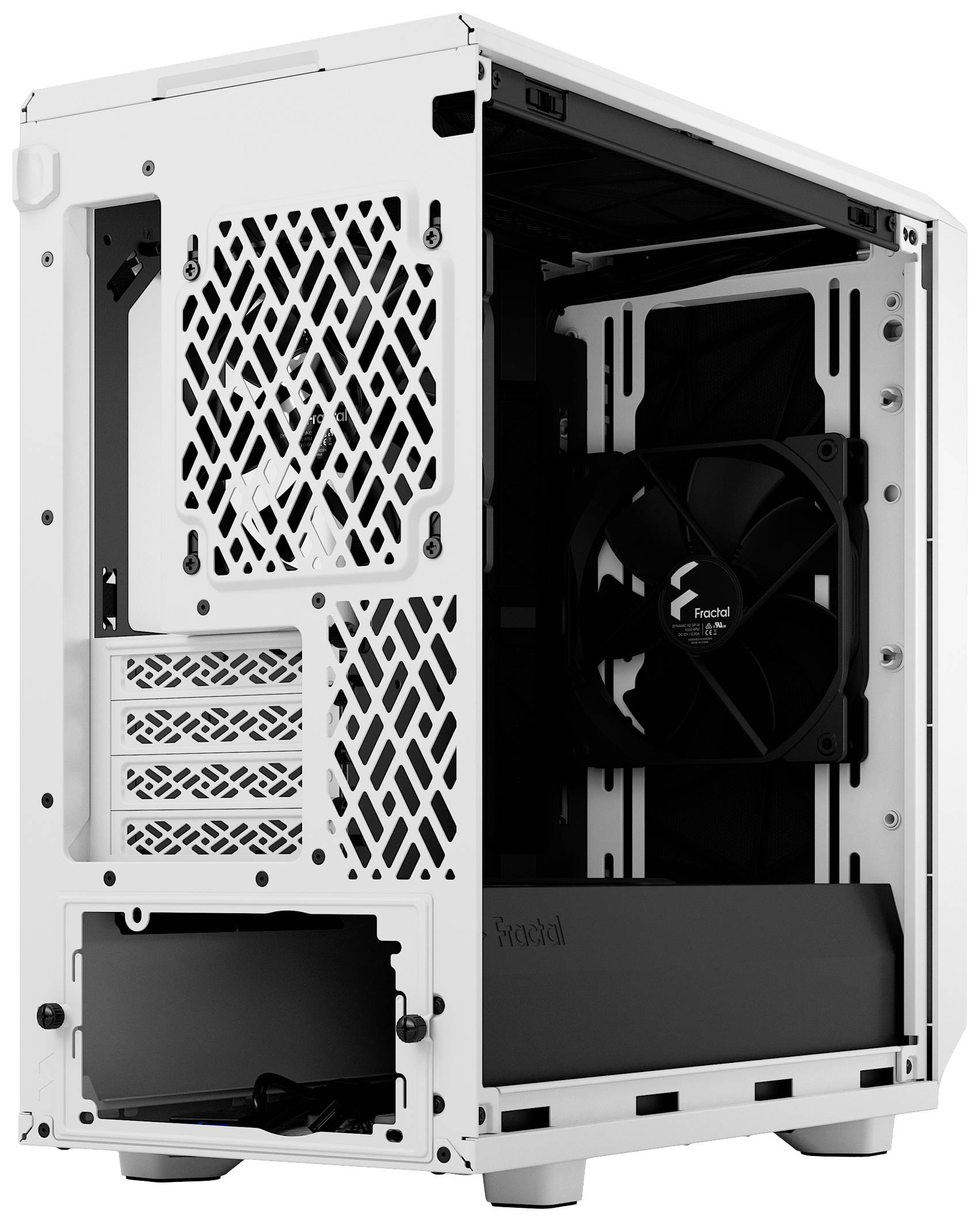 Biele PC puzdro so viditeľným ventilátorom a voľným vnútorným priestorom, vhodné na inštaláciu počítačových komponentov.