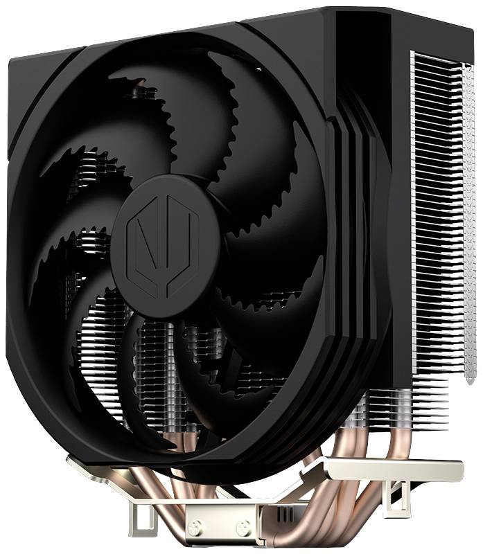Veľký, čierny chladič CPU s ventilátorom a medenými tepelnými rúrkami, vhodný na chladenie v stolových počítačoch.