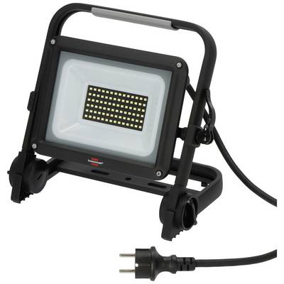 Pohyblivý LED reflektor s čiernym krytom a rukoväťou, ktorý ukazuje elektrický kábel so zástrčkou.