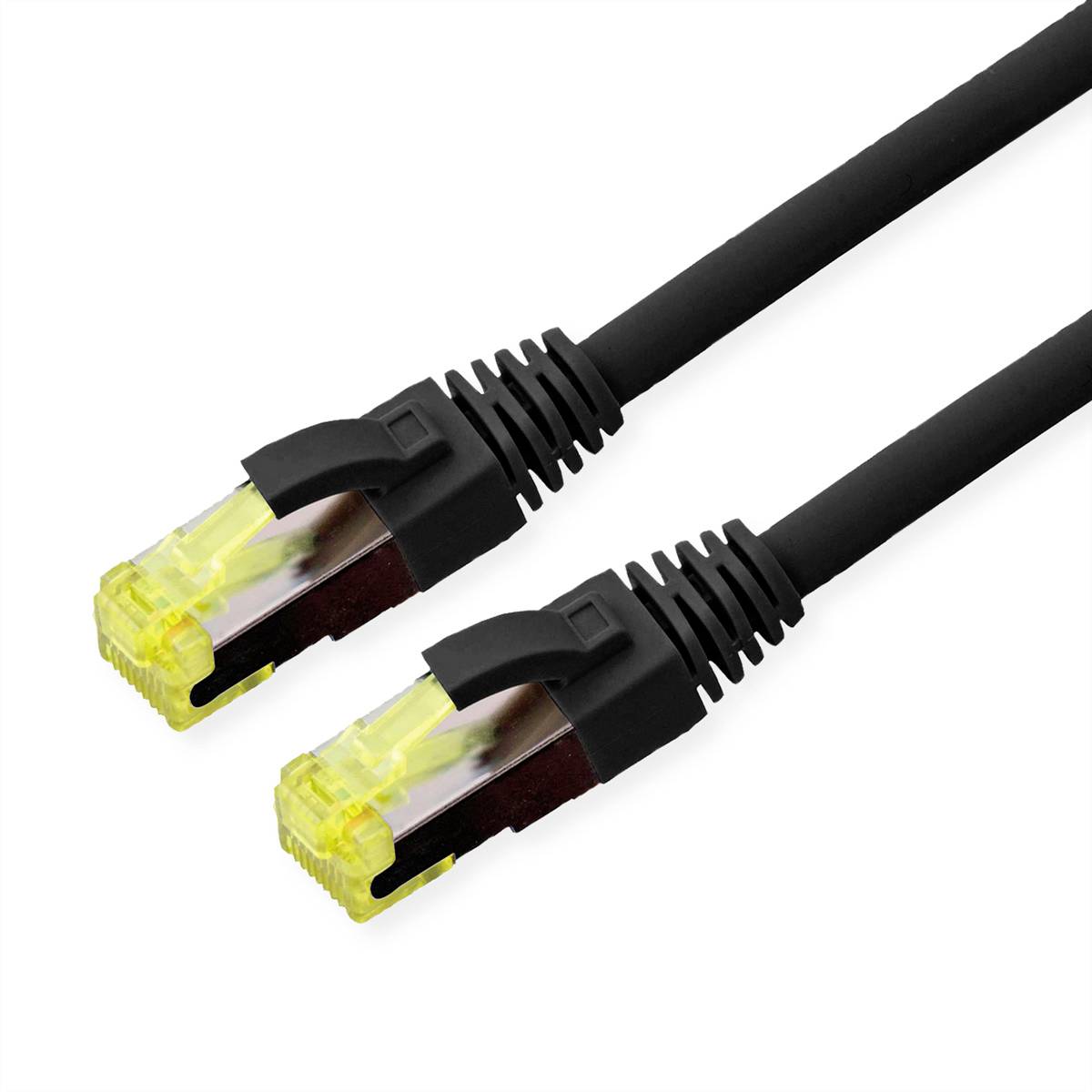 Dve čierne ethernetové káble so žltými konektormi ležia vedľa seba.