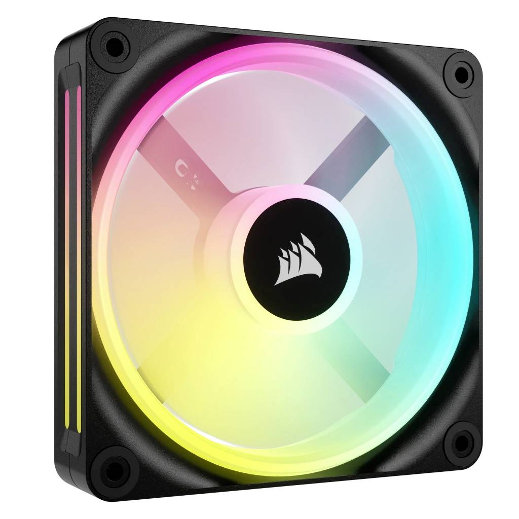 Počítačový ventilátor s RGB podsvietením v rôznych farbách, namontovaný v čiernom ráme.