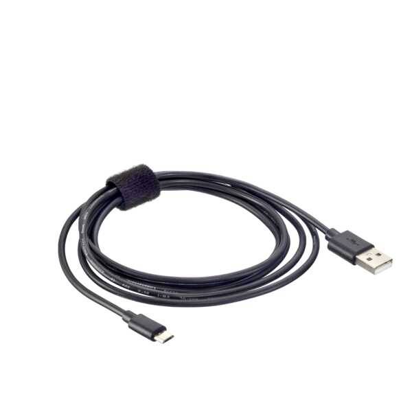Čiernny USB kábel s USB-A a Micro-USB konektormi, zvinutý a upevnený suchým zipsom. Ideálny na nabíjanie alebo prenos dát.
