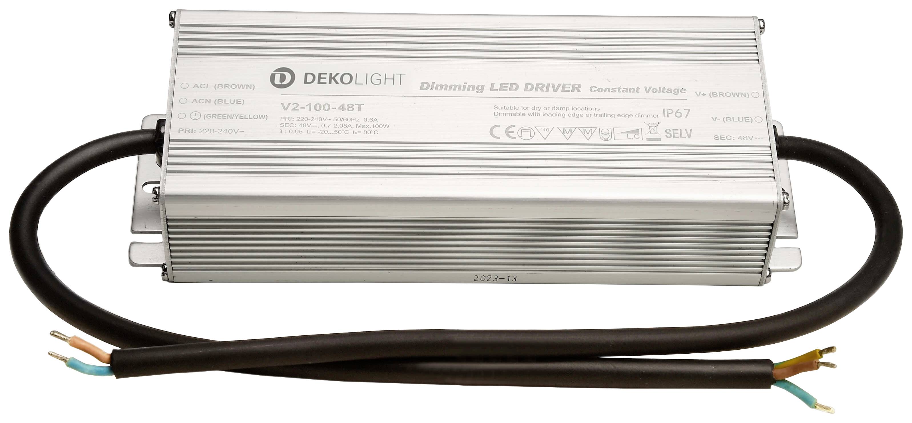 LED driver od spoločnosti Dekolight, model V2-100-48T, s stmievateľným konštantným napäťovým výstupom, s krytím IP67.