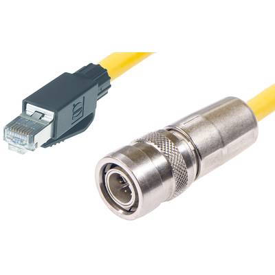 Žltý ethernetový kábel s konektorom RJ45 vľavo a strieborný guľatý konektor vpravo, oba na bielom pozadí.