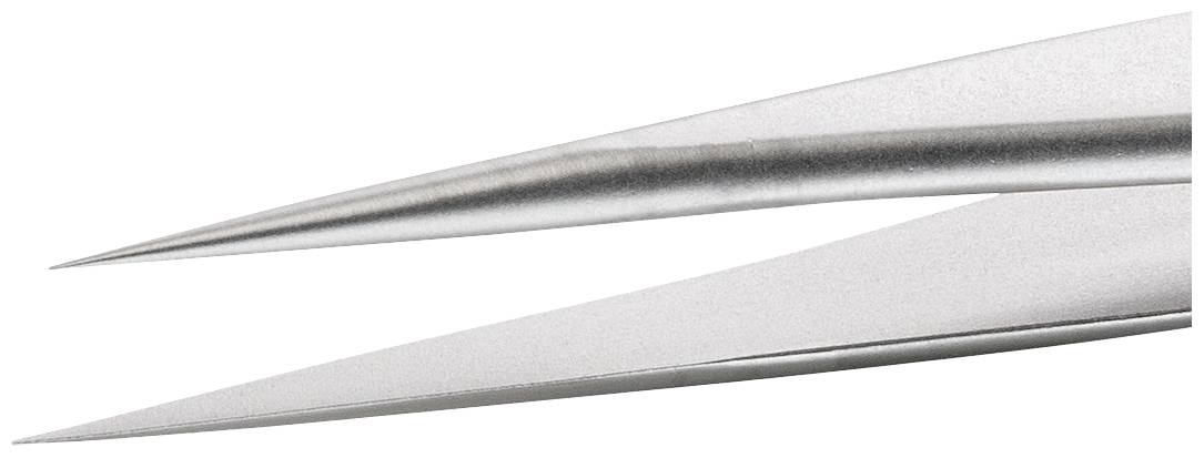 Detailný záber striebornej pinzety s ostrým hrotom.