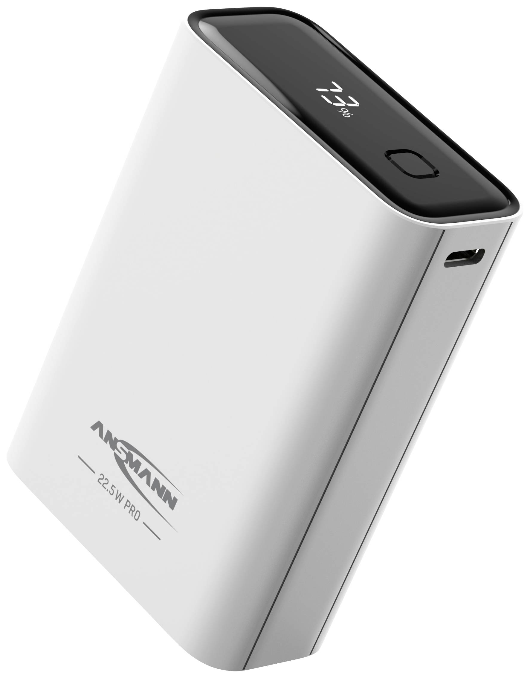 Prenosná nabíjačka v striebornej farbe s USB portom a digitálnym ukazovateľom stavu nabitia 22%. Značka 'ANSMANN' je umiestnená na prednej strane.