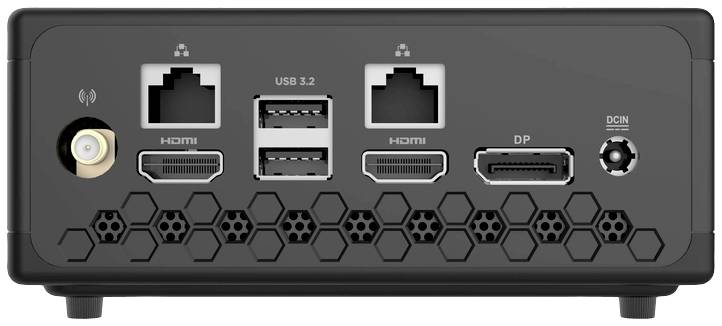 Zadná strana kompaktného zariadenia s možnosťami pripojenia: dva ethernetové porty, štyri USB 3.2 porty, HDMI, DisplayPort, napájací konektor.