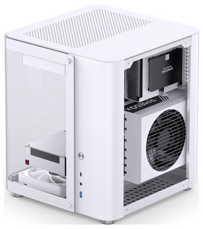Biely, otvorený PC veža s viditeľnými komponentmi ako ventilátory, napájací zdroj, držiaky pevných diskov a veľkým chladičom.