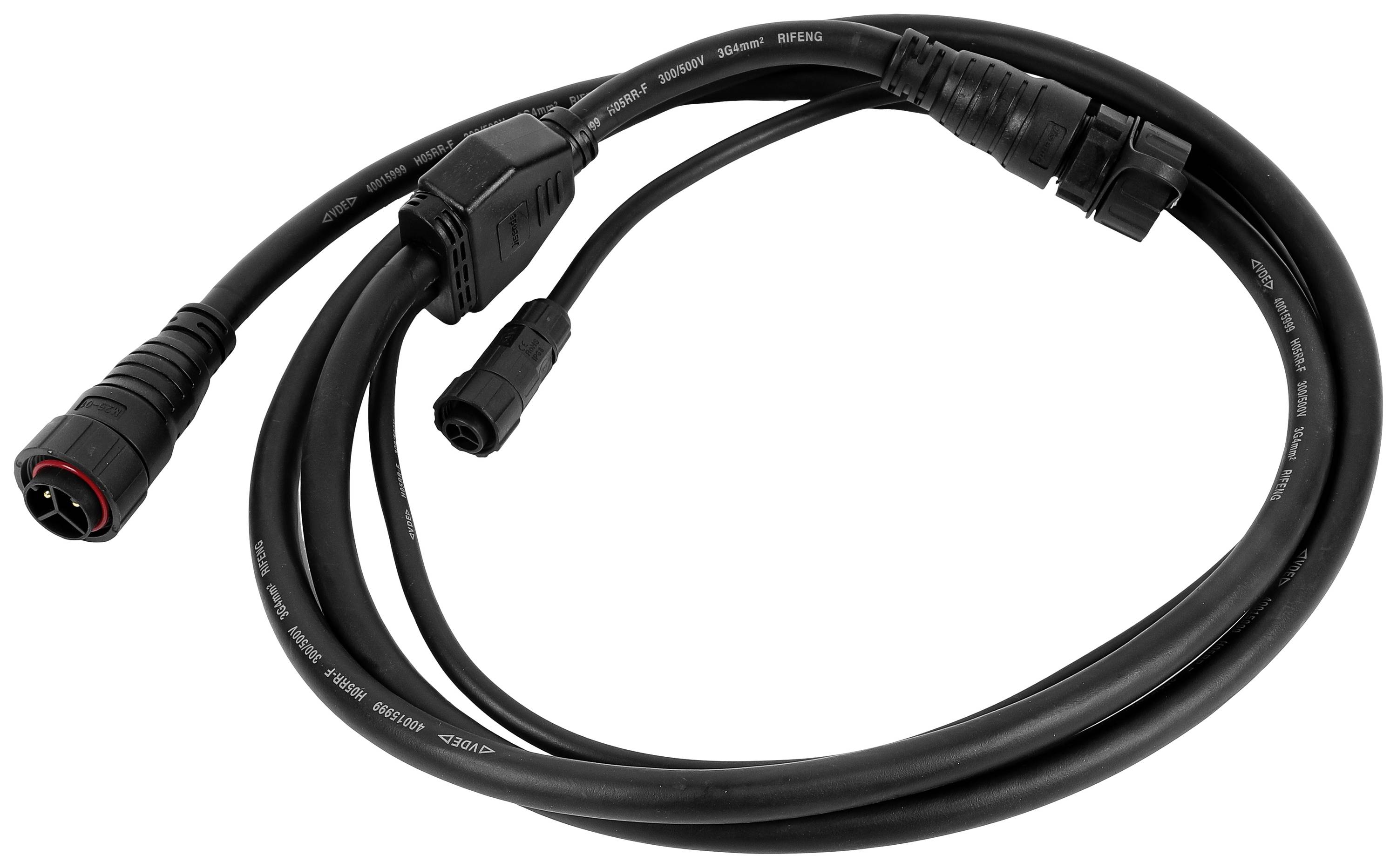 Čierne elektrické vedenie s viacerými konektormi.