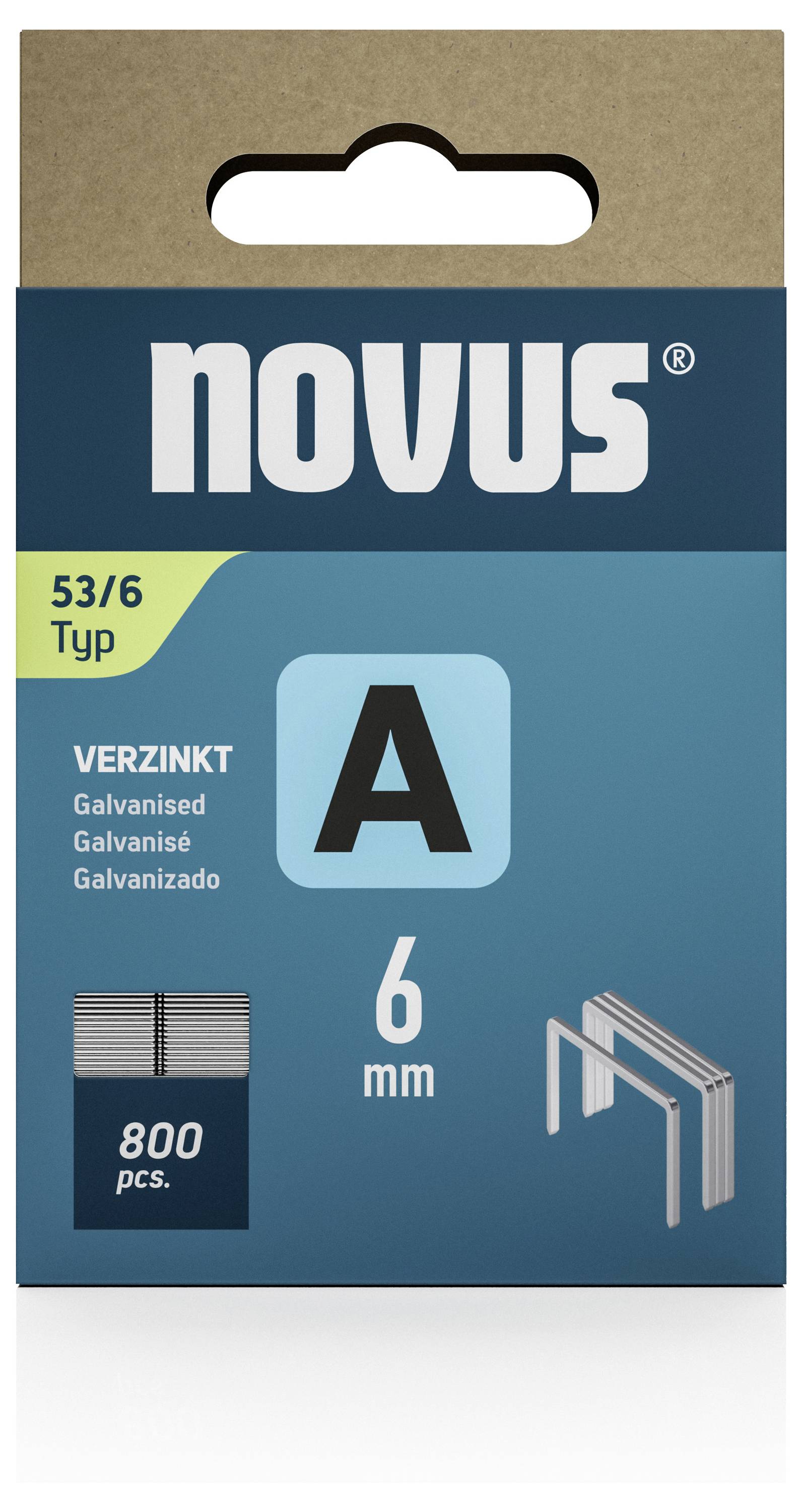 Jedna balenie spiniek Novus, typ 53/6, pozinkované, obsahuje 800 kusov, veľkosť 6 mm. Balenie je v modrej a zelenej farbe.