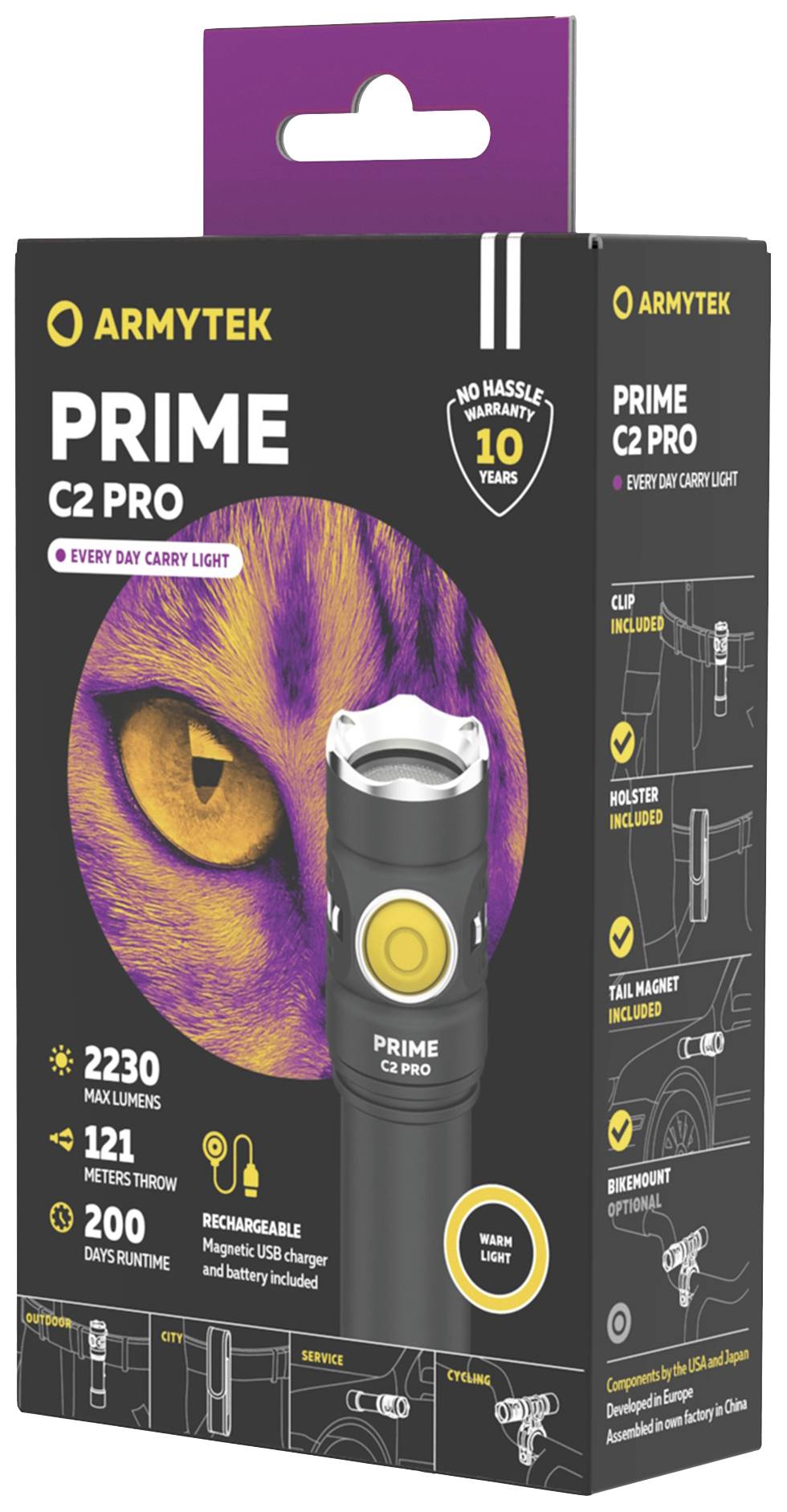'ARMYTEK PRIME C2 PRO' obal na baterku s technickými špecifikáciami: 2230 lúmenov, dosah 121 metrov, prevádzkový čas 200 hodín. Obsahuje modulové príslušenstvo a informácie o záruke.