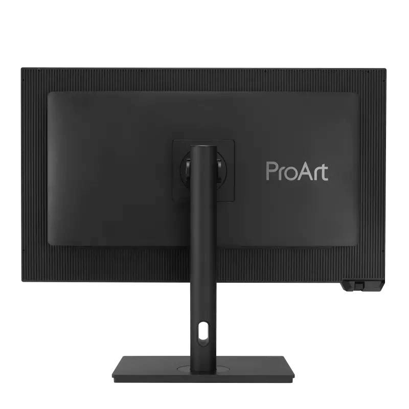 Pohľad zozadu na čierny počítačový monitor s nápisom 'ProArt'. Monitor je umiestnený na stabilnom, obdĺžnikovom stojane.