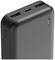 Čierna powerbanka s dvoma USB vstupmi a jedným USB-C vstupom. LED indikátory zobrazujú stav nabíjania.