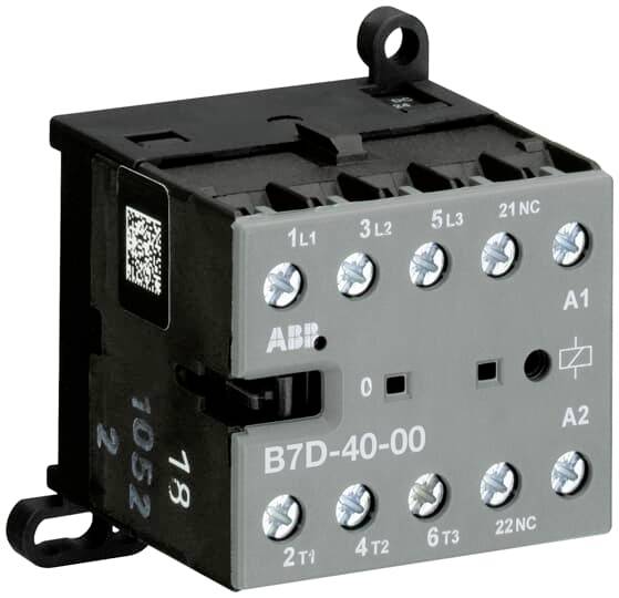 Sivé a čierne relé so svorkami, logom značky 'ABB' a označením 'B7D-40-00' na prednej strane.