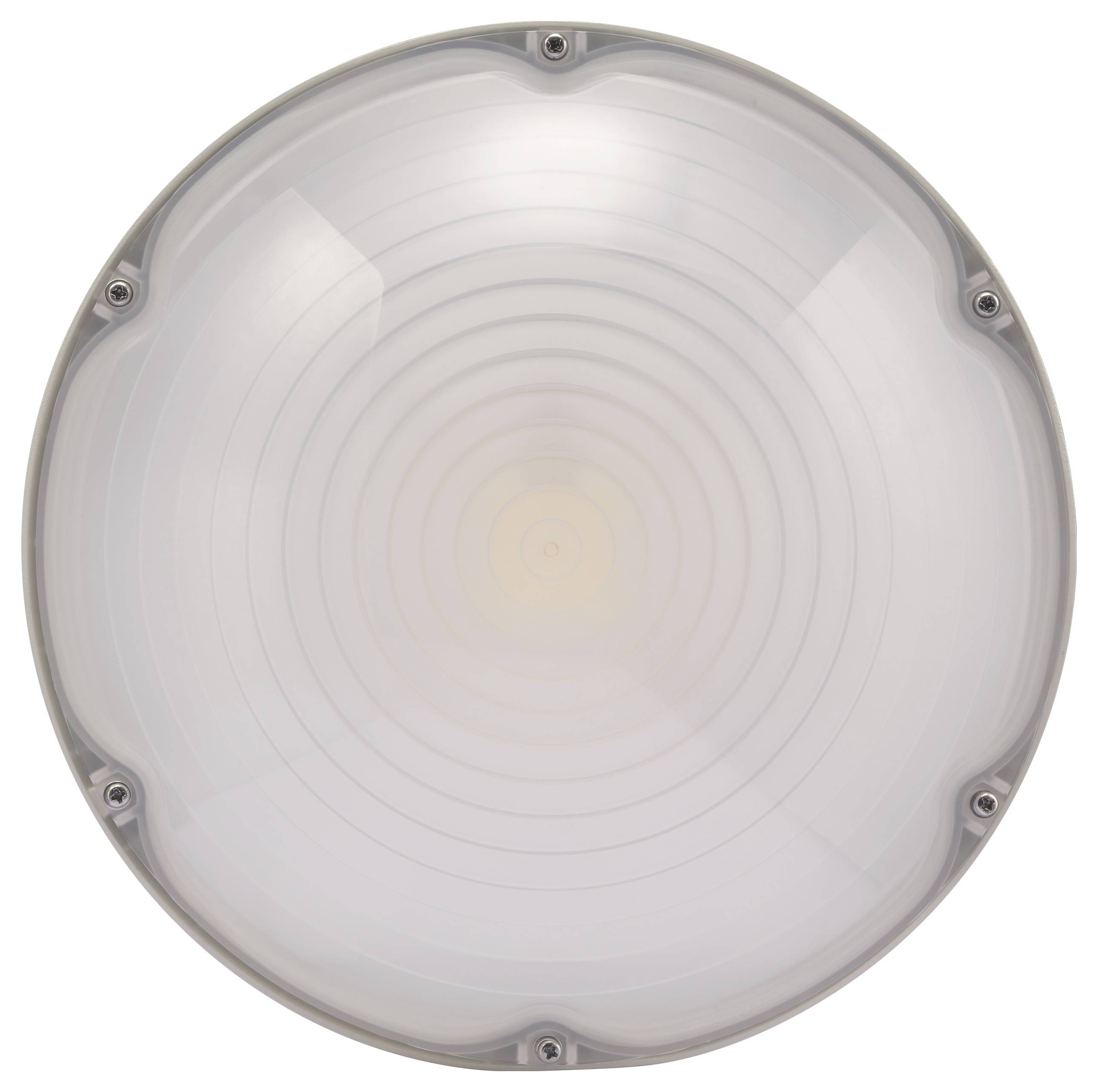 Okrúhle biele stropné svietidlo s koncentrickými kruhmi, rovnomerne osvetlené.