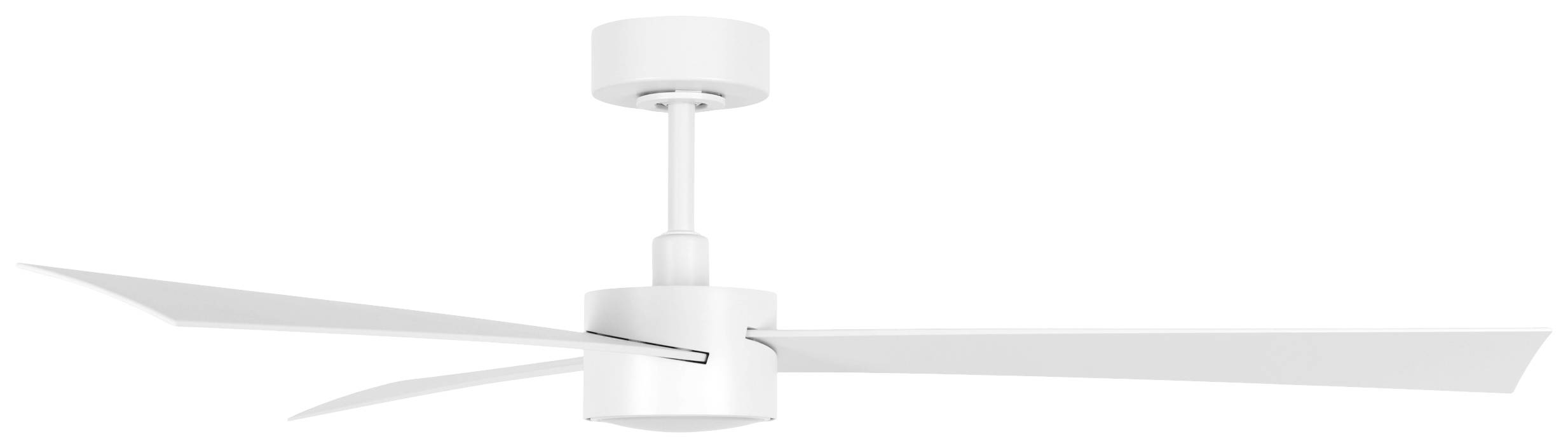 Stropný ventilátor s troma bielymi, štíhlymi krídlami a centrálnym valcom, namontovaný na strope. Minimalistický dizajn.