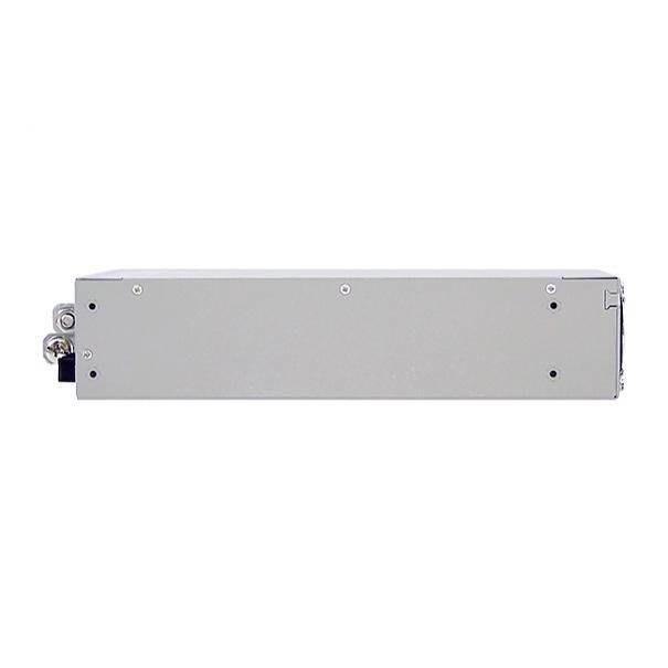 Sivé obdĺžnikové elektronické zariadenie s portami na ľavej strane.
