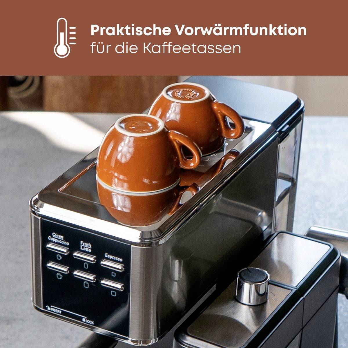 Kávový prístroj má praktickú funkciu predhrevu kávových šálok, vďaka čomu nápoje zostávajú dlhšie teplé.