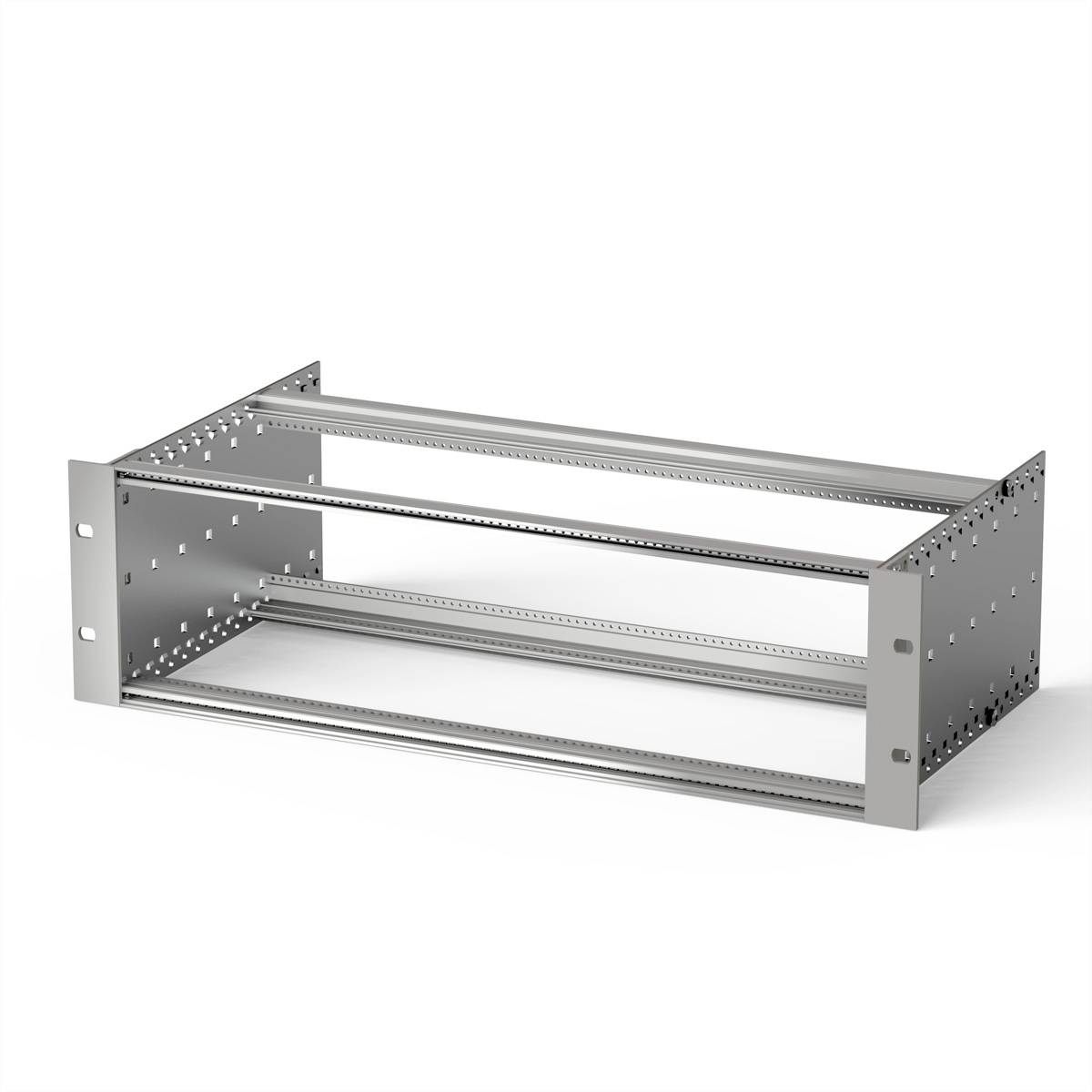 Kovový kryt pre elektronické zariadenia, obdĺžnikového tvaru s perforovanými stranami, vhodný pre 19-palcovú rackovú montáž v serverovniach.